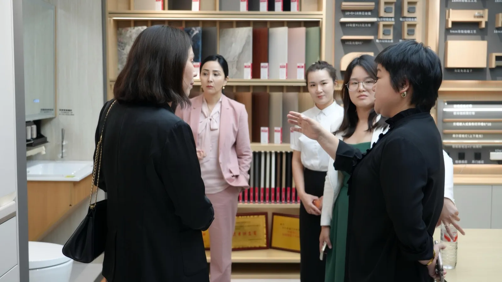 The delegation discussing materials and finishes in the Goldea showroom