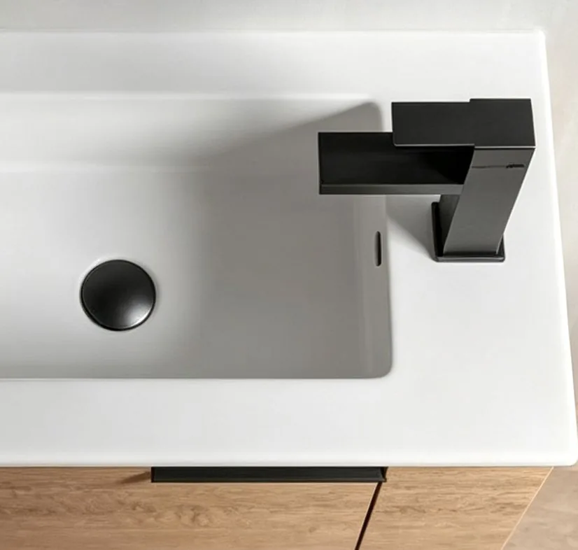 Black Chestnut (ZQM-348)